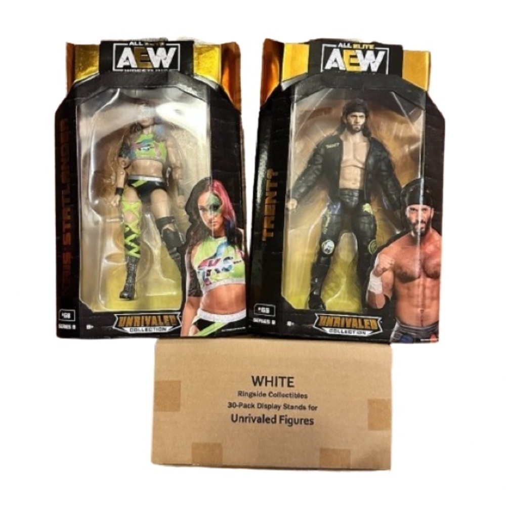 AEW Unrivaled 2 figure Set with 30 pack Display Stands